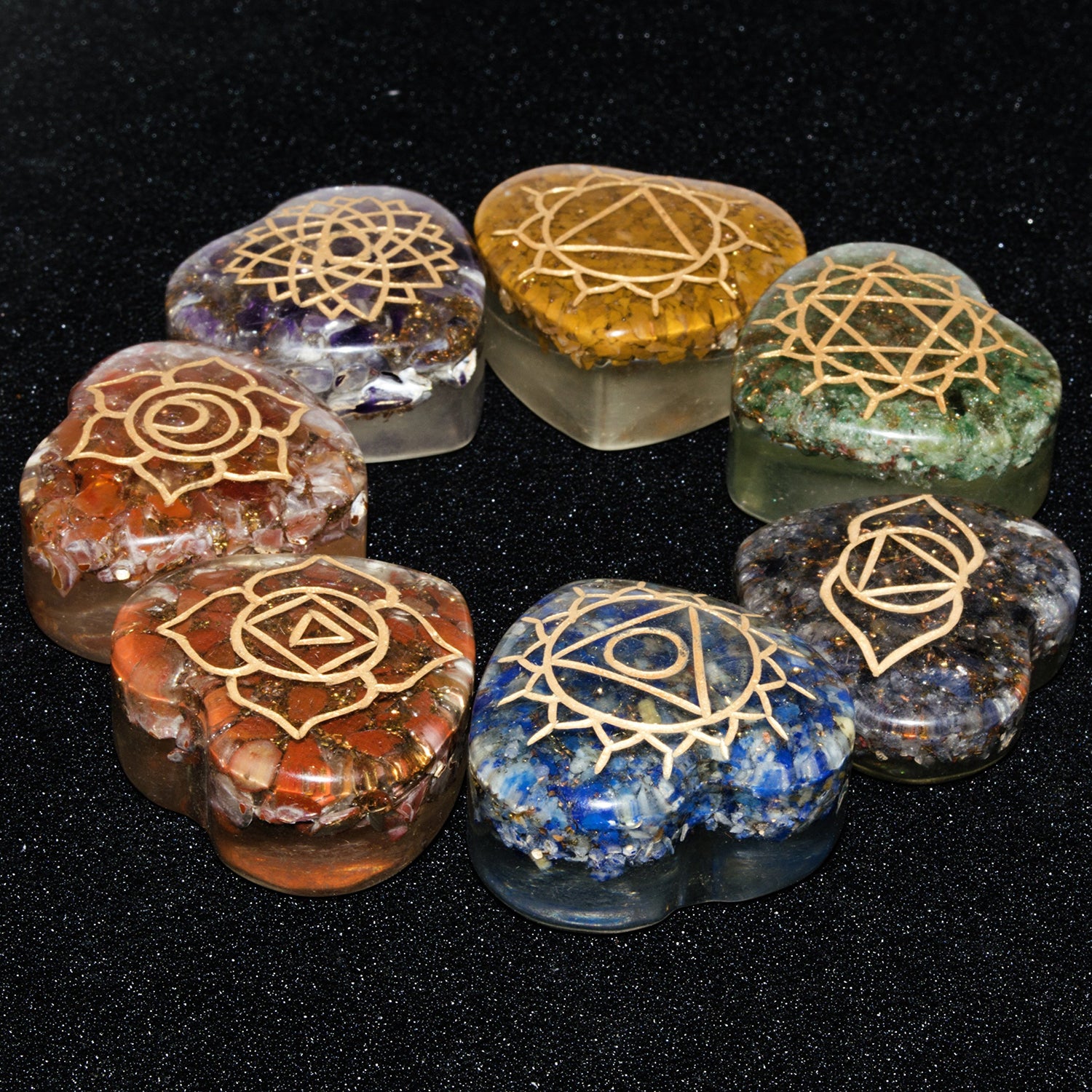 7-chakra-orgonite-chakra-set-engraved-symbol-heart