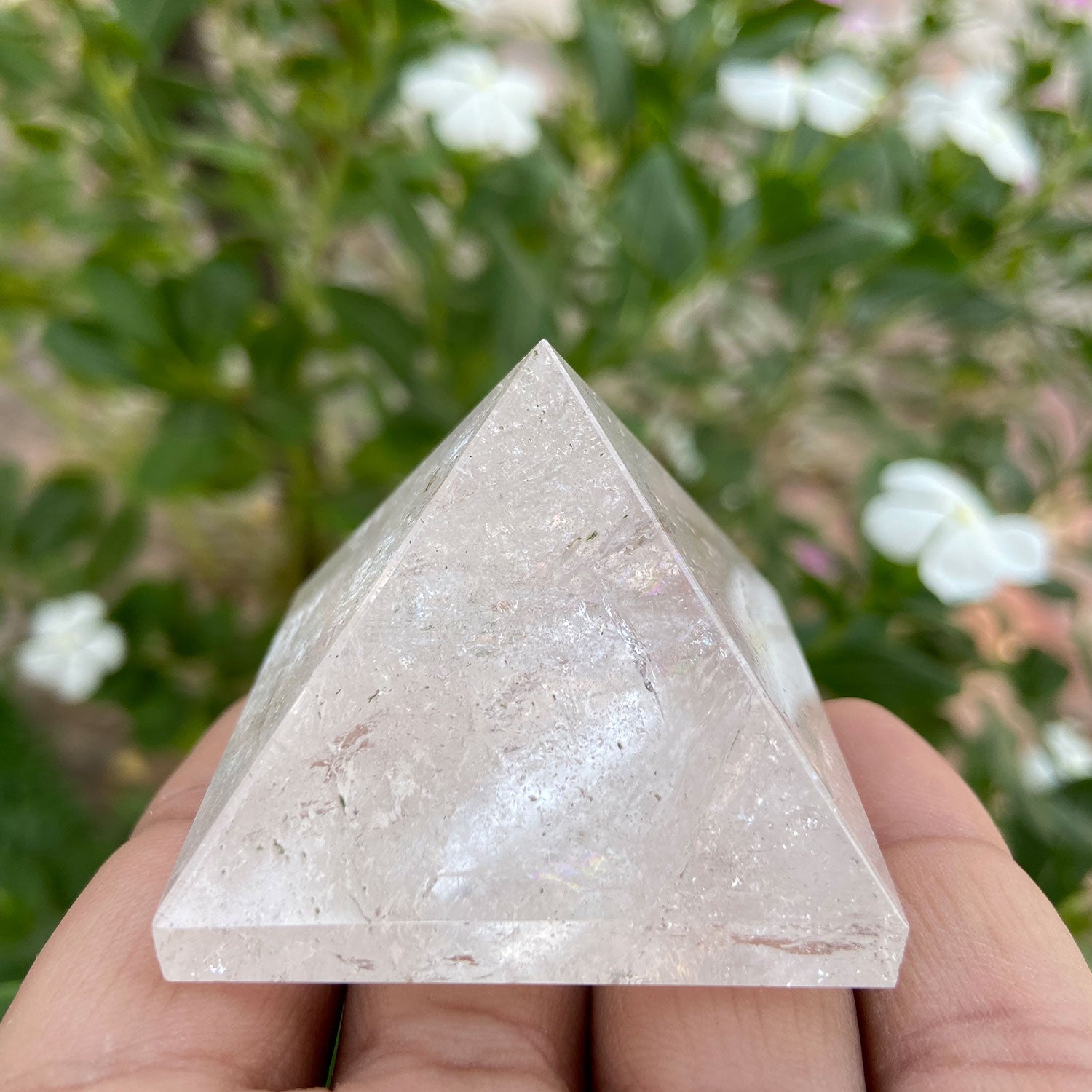 gemstone-pyramid-clear-quartz