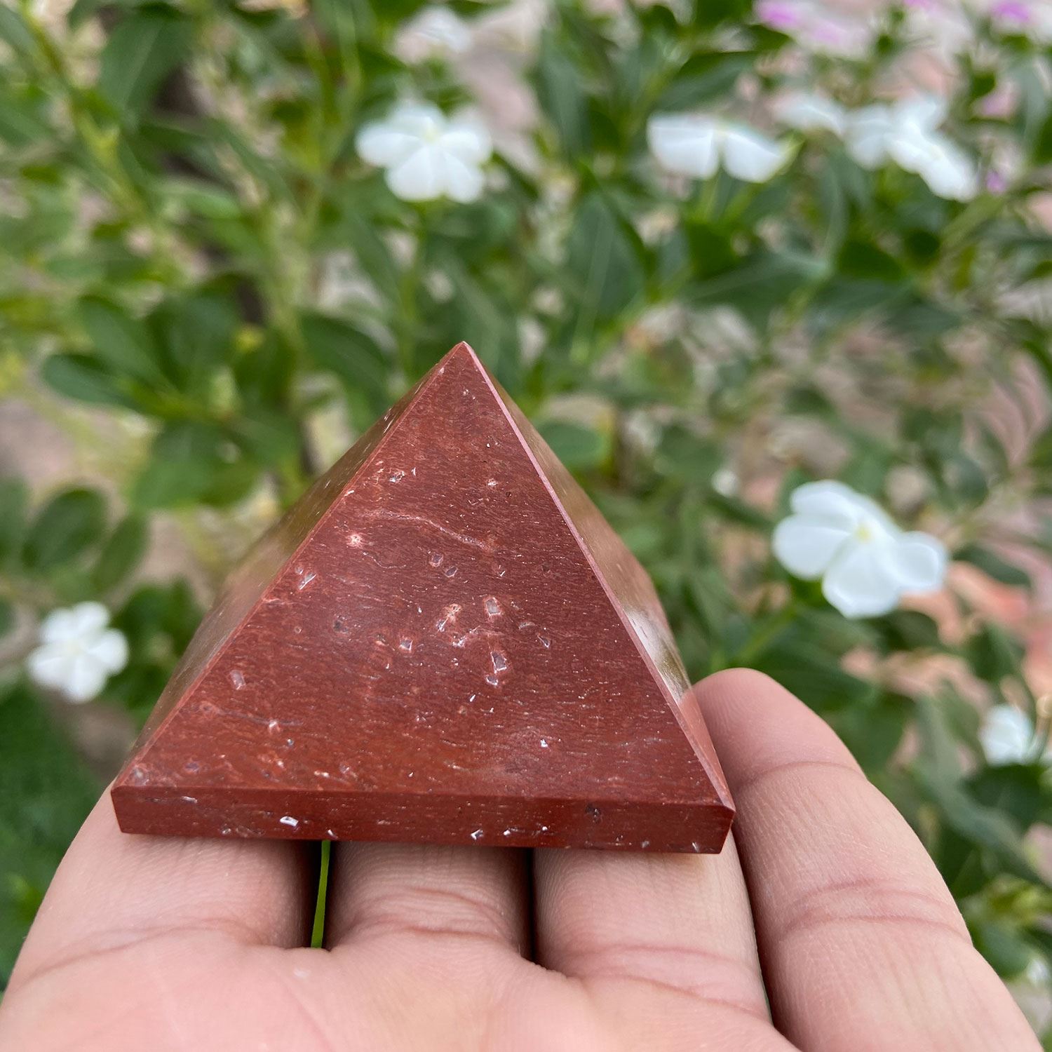 gemstone-pyramid-red-jasper